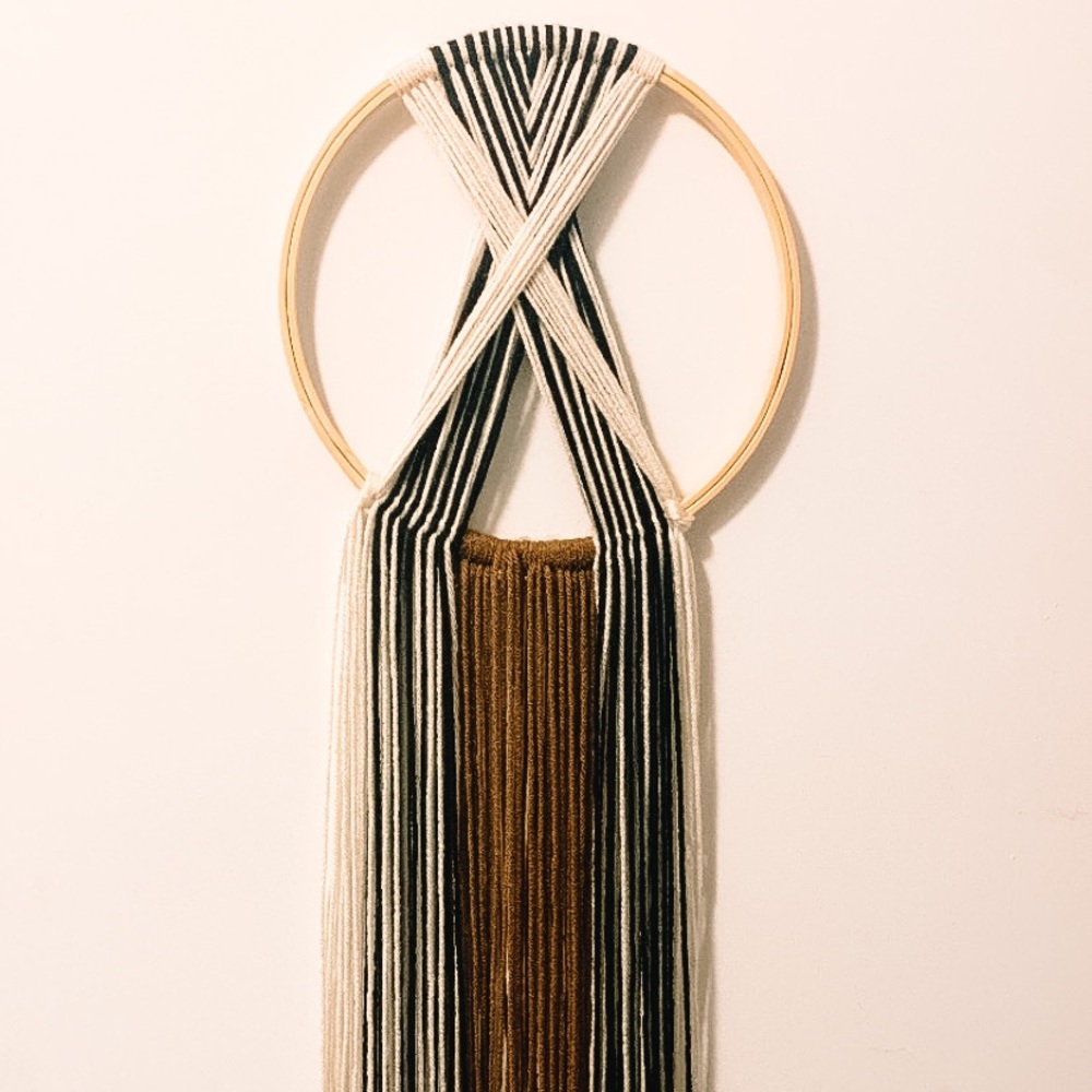 ✨Handmade Yarn Wall Hanging